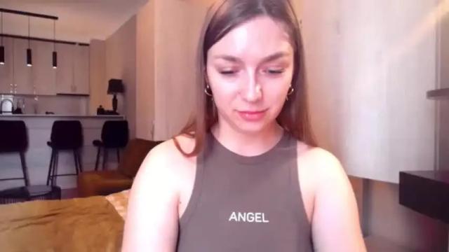 Image 3 of lucky_foryou_baby Stream on Chaturbate on 13 months ago