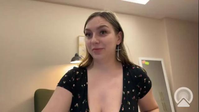 Image 2 of lucky_foryou_baby Stream on Chaturbate on 1 month ago