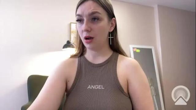 Image 2 of lucky_foryou_baby Stream on Chaturbate on 1 month ago