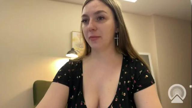Thumbnail 1, lucky_foryou_baby's Stream at Chaturbate, 25 days ago