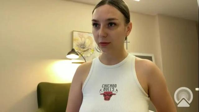 Image 10 of lucky_foryou_baby Stream on Chaturbate on 24 days ago
