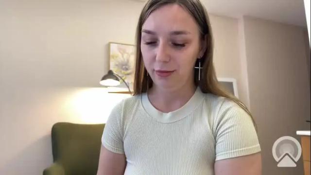 Image 4 of lucky_foryou_baby Stream on Chaturbate on 11 days ago