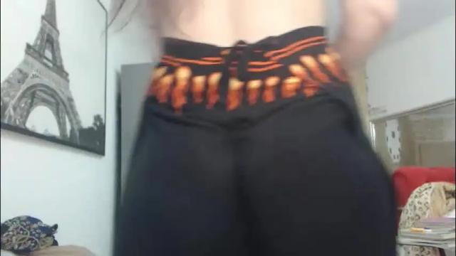 Image 8 of luckyanabella Stream on Chaturbate on 15 days ago