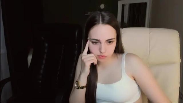 Image 6 of luckybabymeow Stream on Chaturbate on 19 months ago