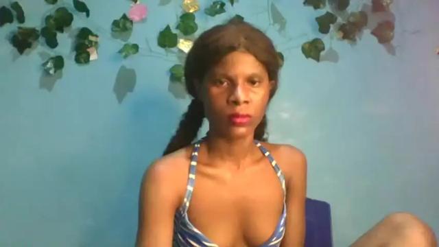 Image 4 of luckymadequeen Stream on Chaturbate on 2 months ago