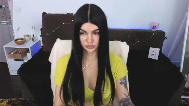 Image 4 of luckyrebel_ Stream on Chaturbate on 1 month ago
