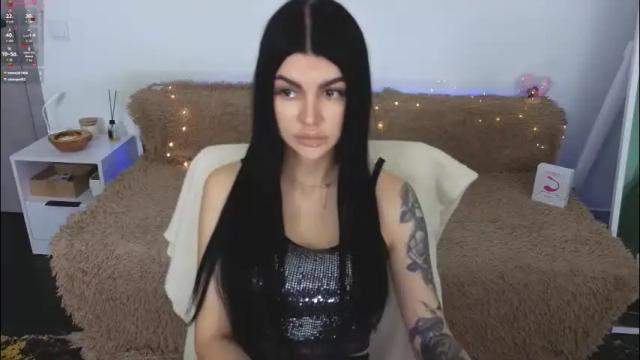 Image 2 of luckyrebel_ Stream on Chaturbate on 1 month ago