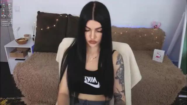 Image 4 of luckyrebel_ Stream on Chaturbate on 1 month ago