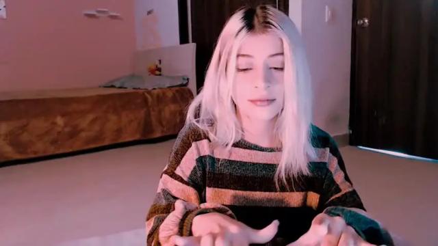 Image 12 of luckysapphire777 Stream on Chaturbate on 15 months ago