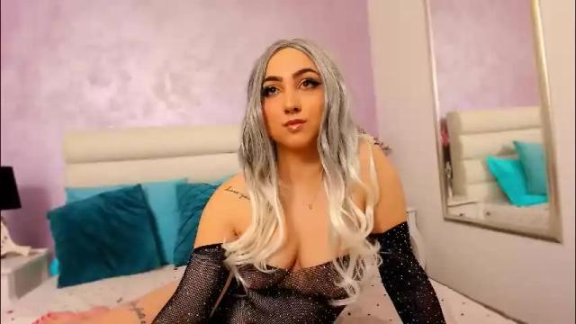 Image 4 of luckyymia Stream on Chaturbate on 2 months ago