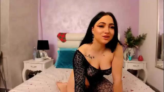 Image 3 of luckyymia Stream on Chaturbate on 1 month ago