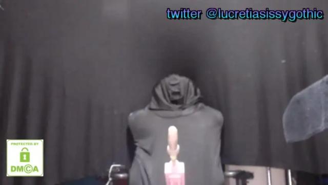 Image 12 of lucretiasissygothic Stream on Chaturbate on 14 months ago
