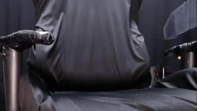 Image 10 of lucretiasissygothic Stream on Chaturbate on 21 days ago