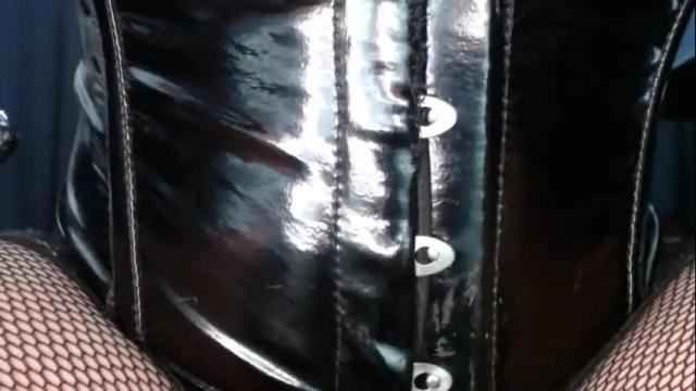 Image 4 of lucretiasissygothic Stream on Chaturbate on 19 days ago
