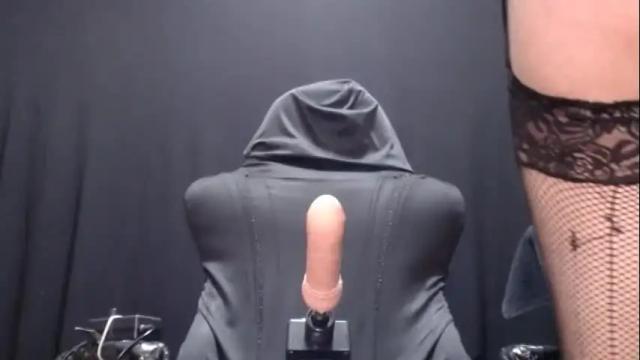 Image 11 of lucretiasissygothic Stream on Chaturbate on 3 months ago