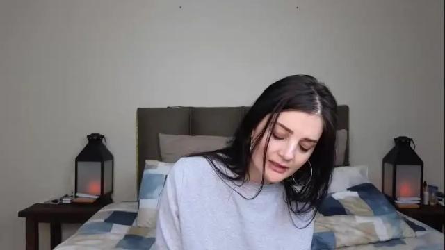 Image 3 of lucy1990xxx Stream on Chaturbate on 21 days ago