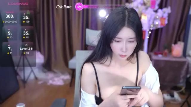 Image 12 of lucy__bb Stream on Chaturbate on 26 days ago