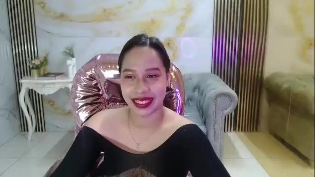 Image 11 of lucy_blossoms_sub Stream on Chaturbate on 2 months ago