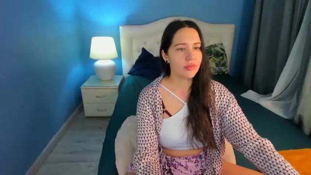 Image 8 of lucy_boobsy Stream on Chaturbate on 15 months ago