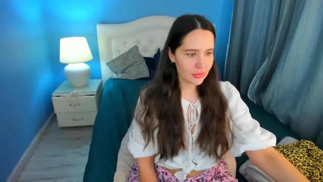 Image 10 of lucy_boobsy Stream on Chaturbate on 15 months ago