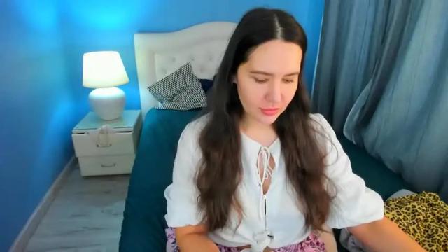 Image 4 of lucy_boobsy Stream on Chaturbate on 15 months ago