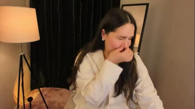 Image 3 of lucy_boobsy Stream on Chaturbate on 23 days ago