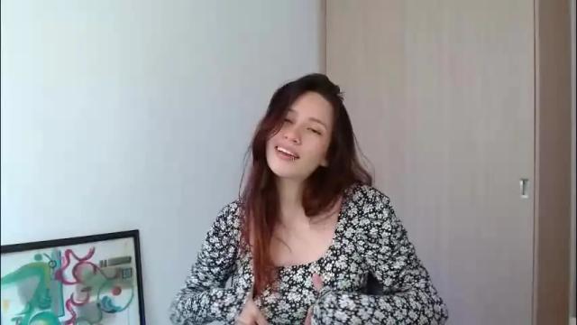 Image 2 of lucy_collins_g Stream on Chaturbate on 17 hours ago