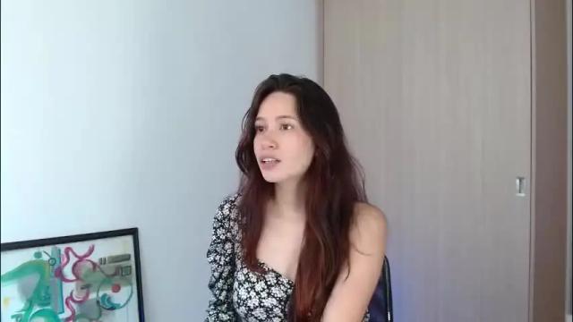 Image 4 of lucy_collins_g Stream on Chaturbate on 17 hours ago