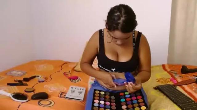 Image 2 of lucy_fer_777 Stream on Chaturbate on 13 months ago