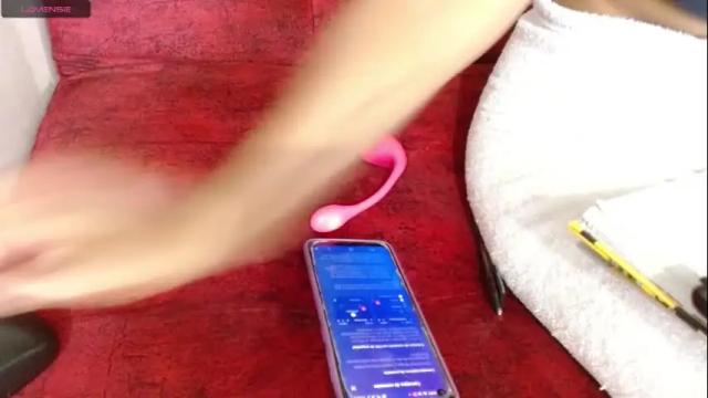 Image 12 of lucy_fer_777 Stream on Chaturbate on 1 month ago