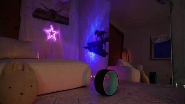 Image 3 of lucy_gooosey Stream on Chaturbate on 1 month ago