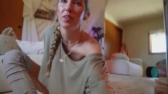 Image 7 of lucy_gooosey Stream on Chaturbate on 1 month ago