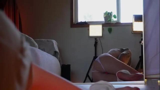 Image 10 of lucy_gooosey Stream on Chaturbate on 1 month ago