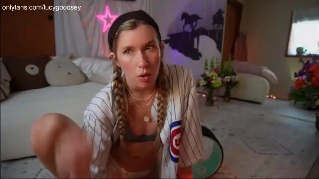 Image 7 of lucy_gooosey Stream on Chaturbate on 4 days ago