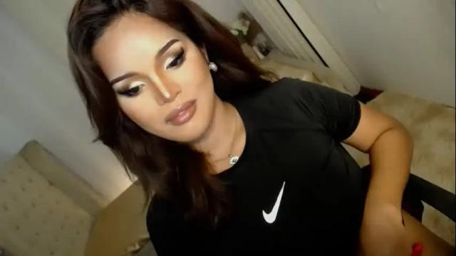 Image 8 of lucy_heartfiliaxxx Stream on Chaturbate on 1 month ago