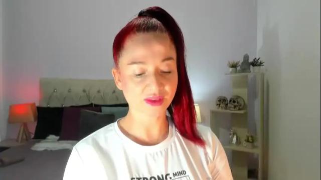 Image 2 of lucy_hot77 Stream on Chaturbate on 2 months ago