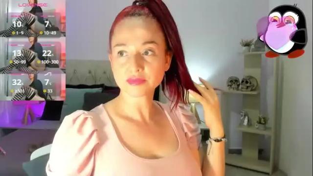 Image 11 of lucy_hot77 Stream on Chaturbate on 2 months ago