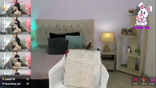 Image 12 of lucy_hot77 Stream on Chaturbate on 1 month ago