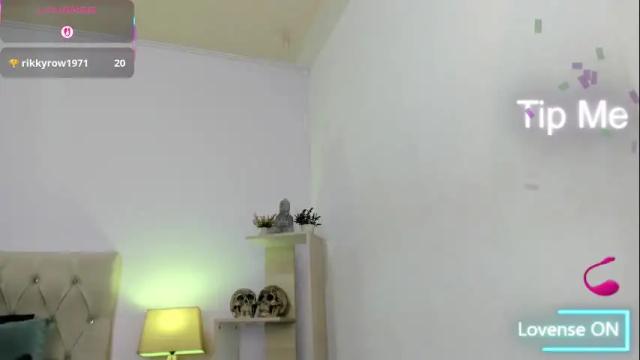 Image 12 of lucy_hot77 Stream on Chaturbate on 1 month ago