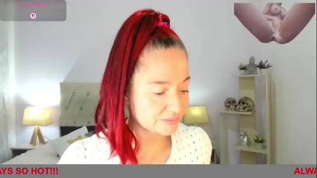 Image 10 of lucy_hot77 Stream on Chaturbate on 22 days ago