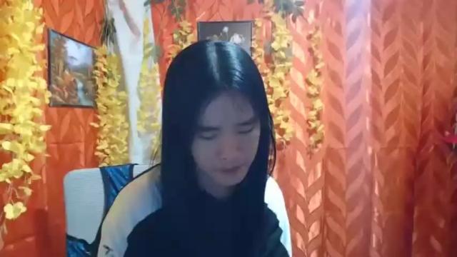 Image 3 of lucy_mae Stream on Chaturbate on 16 months ago