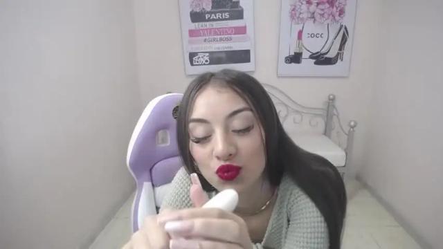 Image 11 of lucy_martinez_ Stream on Chaturbate on 15 months ago