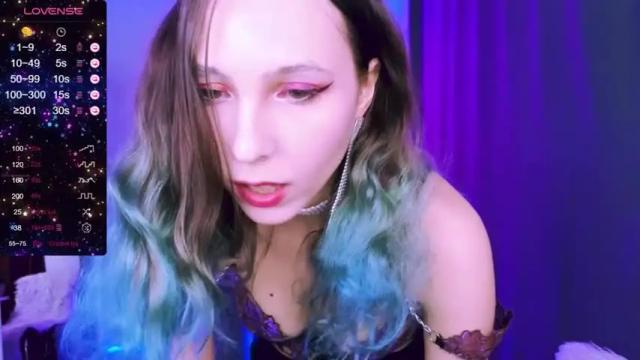 Image 4 of lucy_millss Stream on Chaturbate on 13 months ago