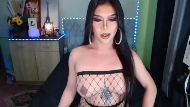 Image 3 of lucy_pearlcumxx Stream on Chaturbate on 13 months ago
