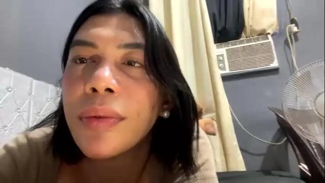 Image 2 of lucy_pearlcumxx Stream on Chaturbate on 1 month ago