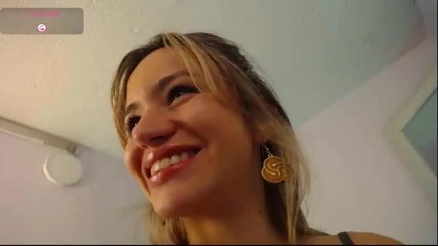 Image 3 of lucy_priincess Stream on Chaturbate on 4 months ago