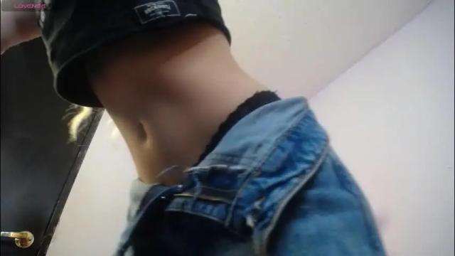 Image 3 of lucy_priincess Stream on Chaturbate on 11 days ago