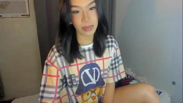 Image 3 of lucy_shane Stream on Chaturbate on 19 days ago