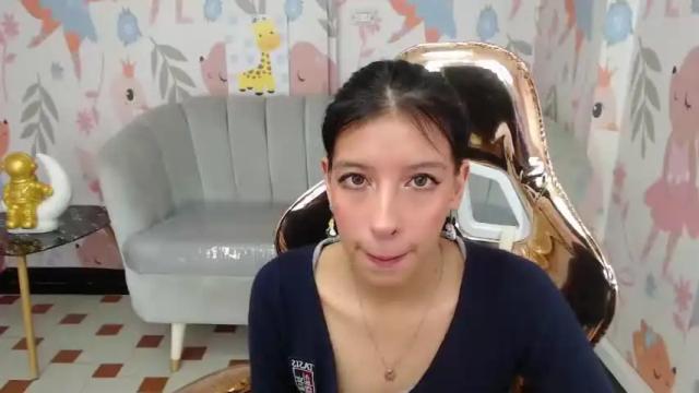 Image 4 of lucy_v_ Stream on Chaturbate on 13 months ago