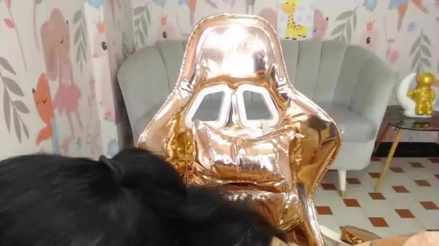 Image 10 of lucy_v_ Stream on Chaturbate on 13 months ago